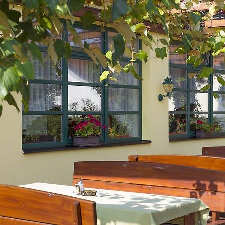 Burgenlaenderhof Hotel Garni Mörbisch am See Екстериор снимка
