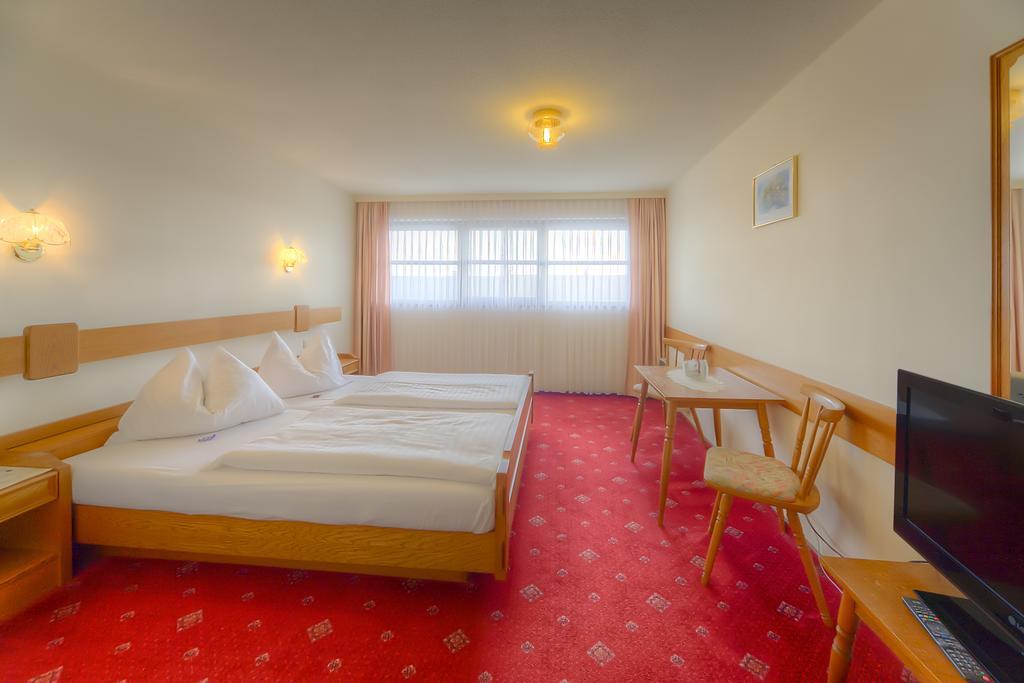 Burgenlaenderhof Hotel Garni Mörbisch am See Екстериор снимка